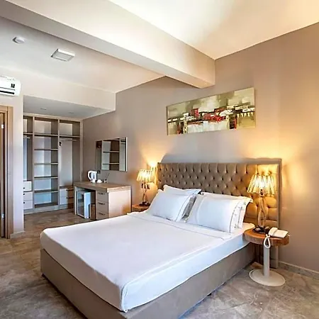 Otel Vega Aparts 3*
